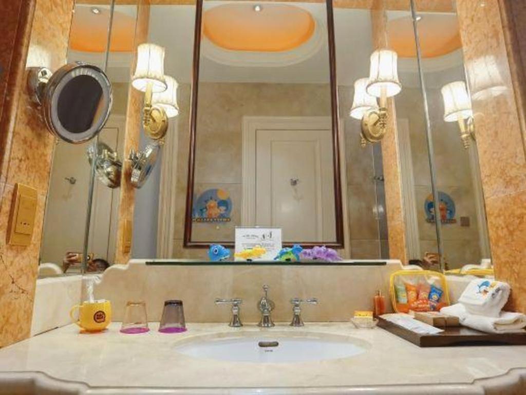 Dragon Lake Princess Hotel Kuangcsou Kültér fotó